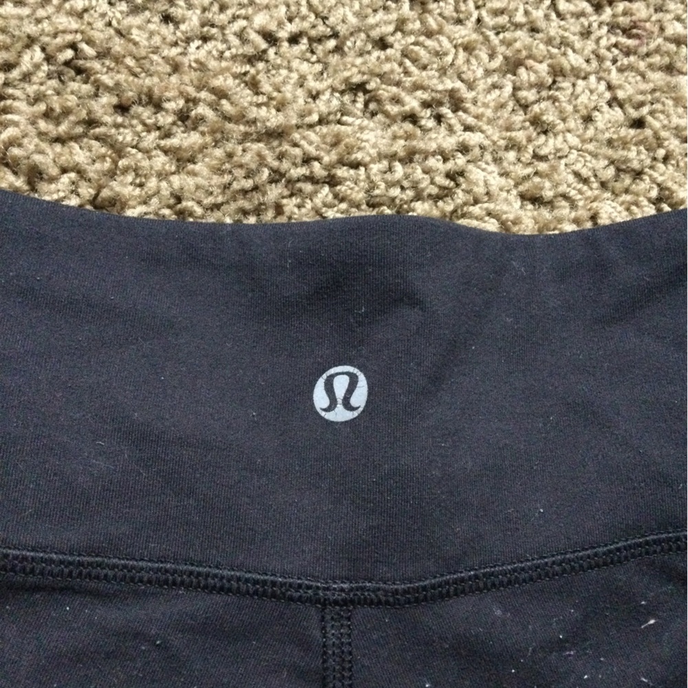 Low rise Lululemon Leggings - Picture 5 of 7